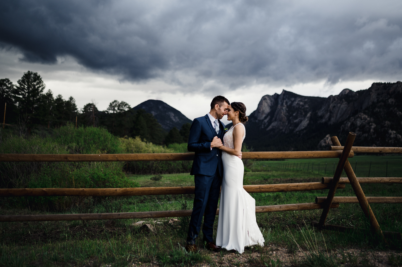 couple getting married at grand lake lodge for a grand lake Colorado wedding